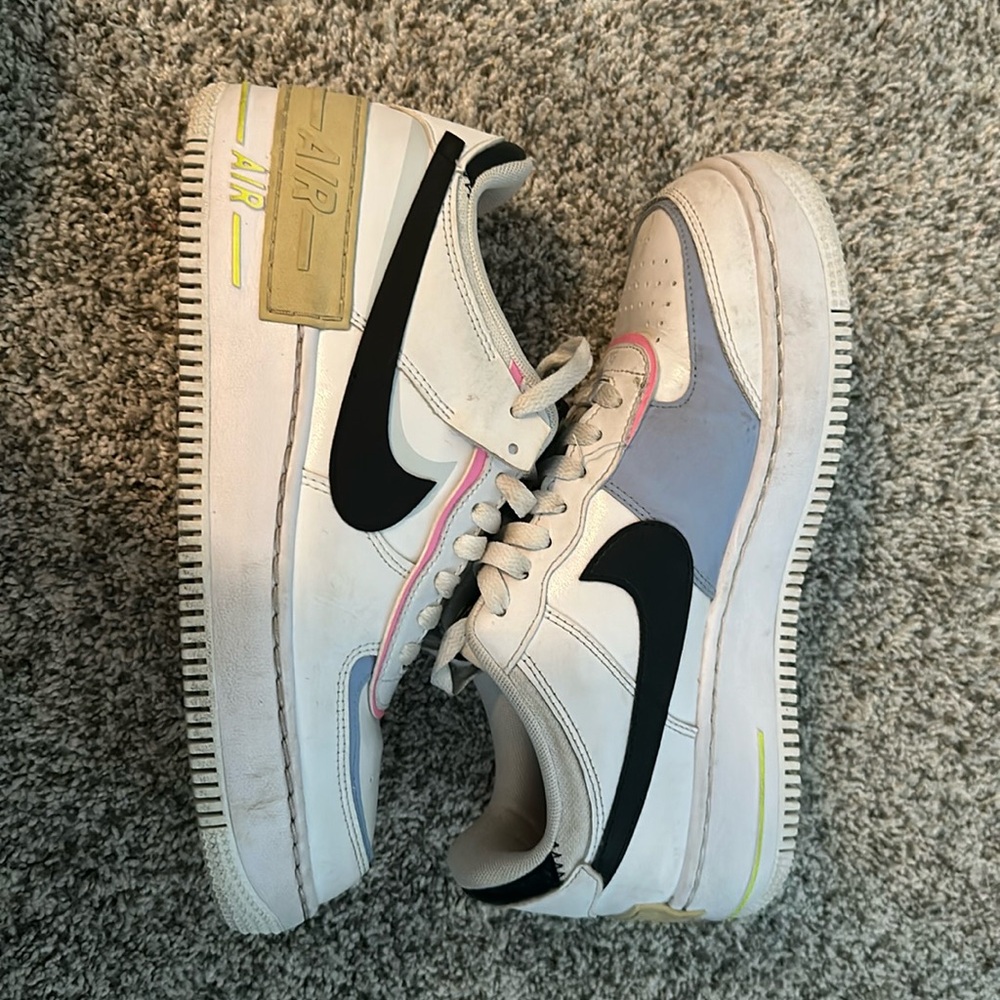 Nike Women’s Air force 1 Shadow